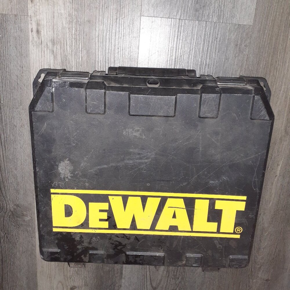 (2) DEWALT & MAKITA EMPTY TOOL KIT CASE/ BOXES